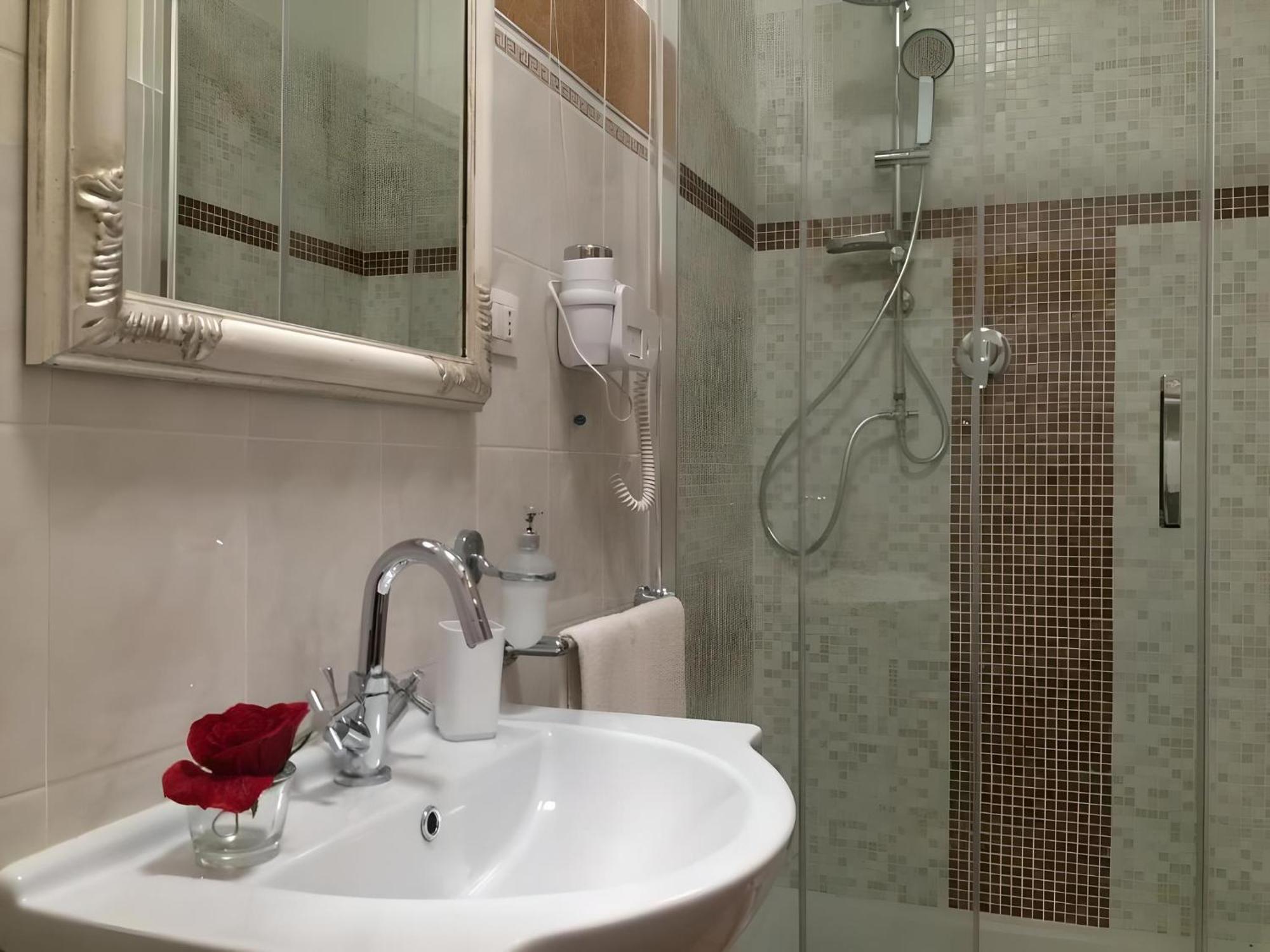Отель Casa Boss Oblivium Флоренция Экстерьер фото